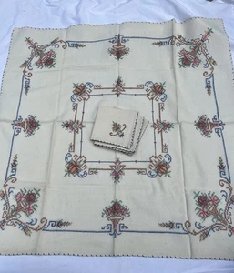 Vintage Card Table Hand Stitched Needlepoint Table Cloth with 4 Matching Napkins - Picture 1 of 11