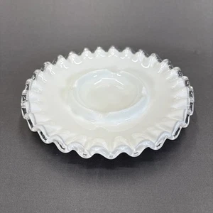 Fenton Silver Crest Aschenbecher 7 1/8" klar gekräuselter Rand Milchglas - Bild 1 von 8