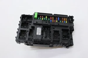 2020 - 2024 FORD EXPLORER POWER DISTRIBUTION FUSE RELAY BOX OEM LU5T15604KAAL - Picture 1 of 13