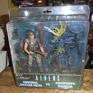 NECA ALIENS CORPORAL DWAYNE HICKS vs XENOMORPH WARRIOR 2013 - Bild 1 von 4