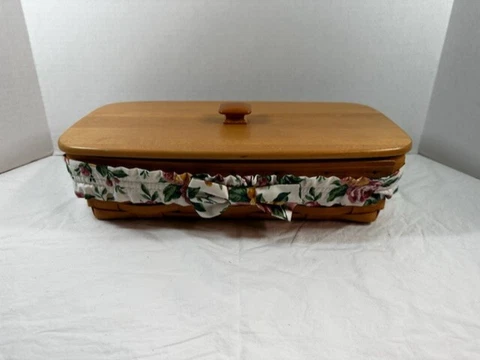Longaberger Bread Basket with Lid and Liners Cover