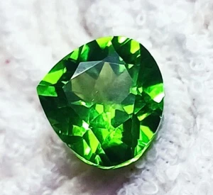 Piedra preciosa suelta en forma de pera de peridoto natural de 10,10 quilates con certificado - Imagen 1 de 6