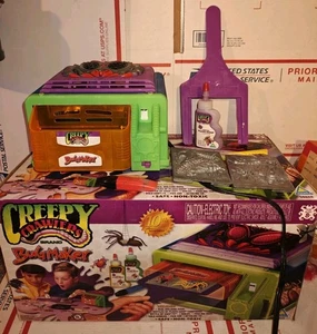 Forno Vintage 9888 Creepy Crawlers Officina Bug Maker con Stampi Istruzioni 1992 - Foto 1 di 4