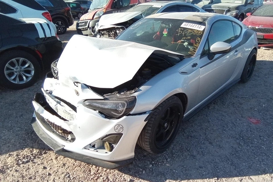 Scion FR-S 2013 transmisión automática OEM 104 k millas - LKQ398488850 Foto 1 de 4