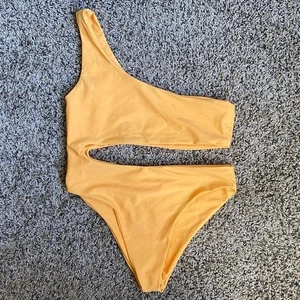 Jade Swim Women's Size Medium Luna One-Piece Swimsuit in Sunrise - Picture 1 of 7