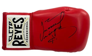 Juan Manuel Marquez Signed Red RH Cleto Reyes Boxing Glove PSA - Picture 1 of 3