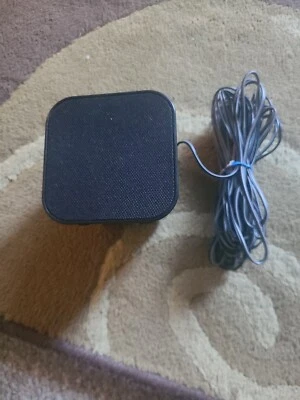 ALTAVOZ TRASERO RCA (R) CABLE GRIS PARA REPRODUCTOR SISTEMA DE CINE EN CASA RCA RTB10323LW  Foto 1 de 3