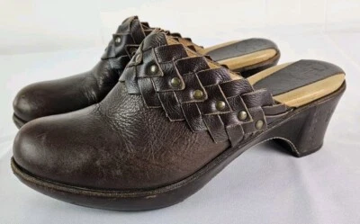 Zuecos Frye para mujer talla 8M cuero marrón sin cordones trenza gruesa tachonada zapatos ¡Nota! Foto 1 de 4