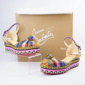 Sandalias Christian Louboutin talla 38 doradas tachuelas correa suela de cuña en caja zapatos bolso - Imagen 1 de 24