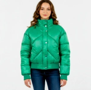 Lili Sidonio Kelly Green Puffer Jacket Womens XS Crop Coat Bomber Varsity Winter - Picture 1 of 17