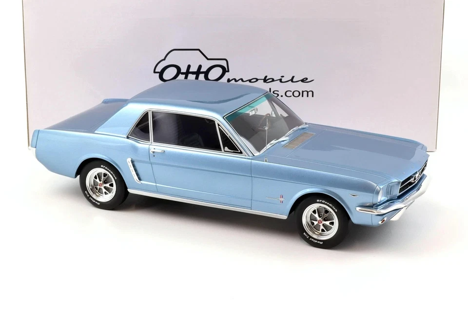 Ford Mustang V8 Hardtop Pony Coupe 1965 Blu Metallizzato 1:12 OTTOMobile G089 - Immagine 1 di 4