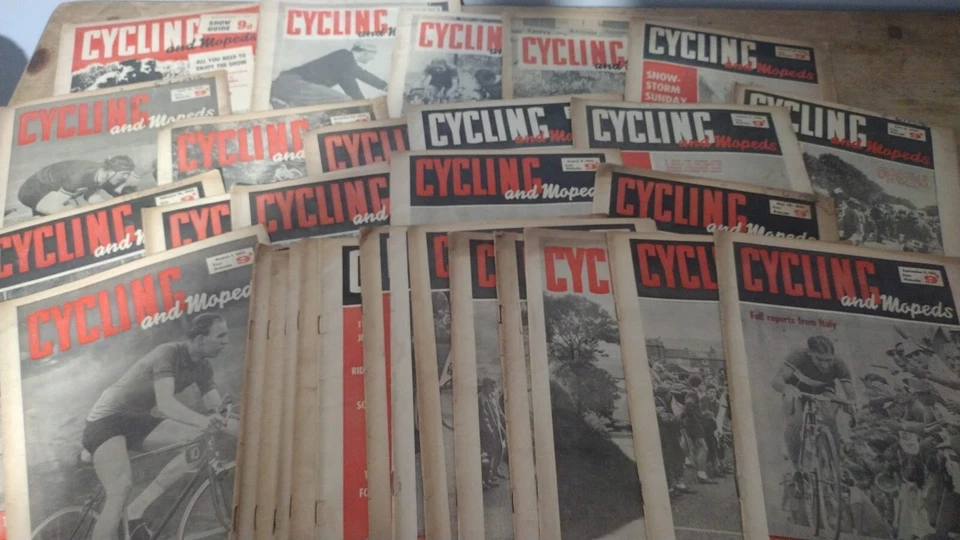 X30 Joblot 1962  CYCLING & Mopeds  Magazines - Image 1 of 1