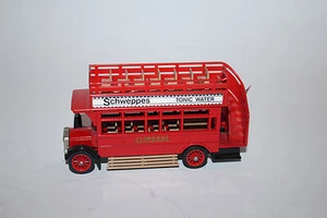 Matchbox Models of Yesteryear  Y- 23 A.E.C.S Type Bus  GENERAL / Schweppes  - Bild 1 von 3
