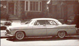 Postal Chrysler Windsor 1956 4 puertas techo rígido suministro sin publicar - Imagen 1 de 2