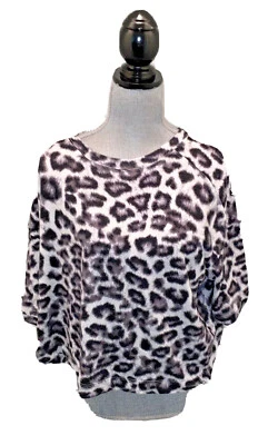 Top para mujer mediano de leopardo talla mediana estampado animal Foto 1 de 4