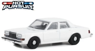 DODGE Diplomat - 1980 - white - Greenlight 1:64 - Immagine 1 di 4