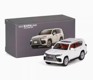 Modellino auto JKM 1:64 Lexus LX600 metallo pressofuso collezione nuovo con scatola - Foto 1 di 10