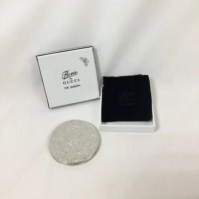 Espejo compacto Flora by Gucci The Garden Foto 1 de 4