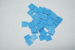 G1 Lego lot 47 Medium Blue 2 x 2 Tile w/ Groove 3068b 10220 71006 70810 10218 - Picture 1 of 3
