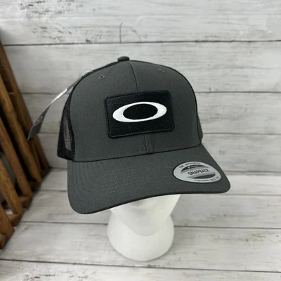 Oakley O Original trucker Hat Mens Gray/Black Snapback NWT - Image 1 of 4