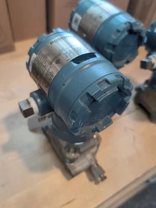 Rosemount  2051cd1a22a1ak5b4 Pressure Transmitter - Picture 1 of 5