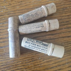 4 tubos de madera antiguos Boye Needle Co. para máquina de coser soporte de agujas almacenamiento - Imagen 1 de 3