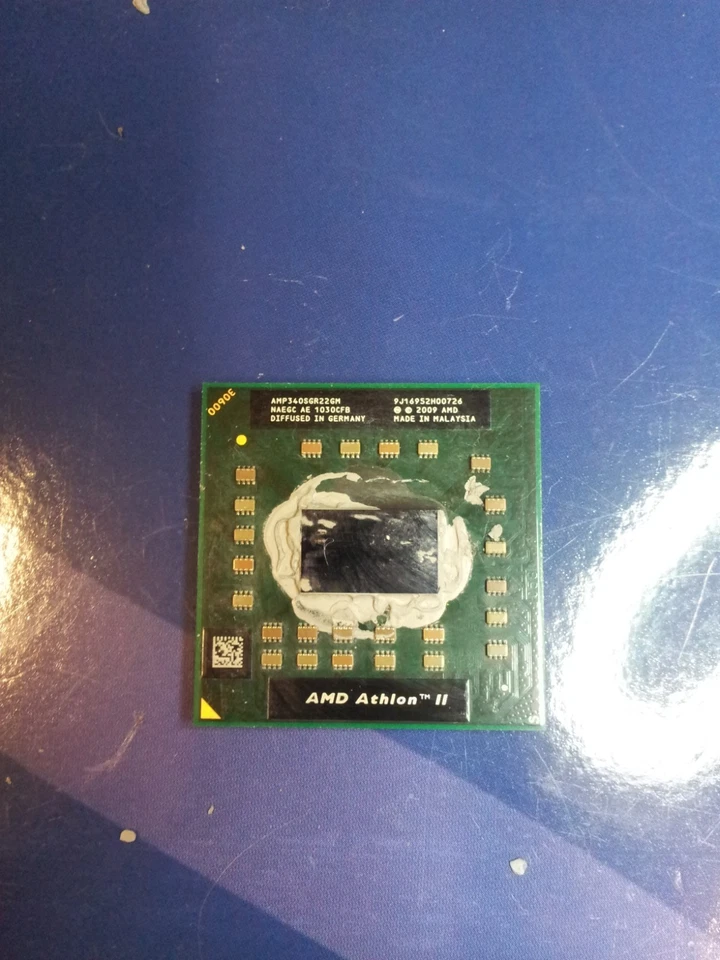 cpu AMD Athlon II P340 Processor CPU AMP340SGR22GM Socket S1 - Immagine 1 di 1