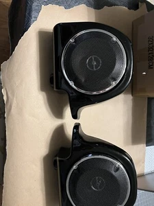 Lower Vented Fairing 6.5"Speakers & Box Pod Fit For Harley Touring Models 14-23 - Picture 1 of 2