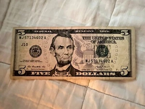 $5 Bill with Consecutive Numbers ~ MJ 57134602 A ~ Circulated Condition - Picture 1 of 2