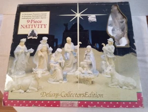 Holiday Classics deluxe collectors edition 9-piece glazed porcelain Nativity set - Picture 1 of 10