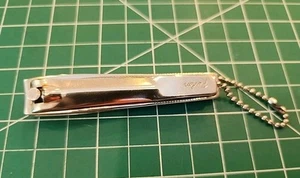 Vintage Nail Toenail Clippers Revlon 2123 - J - Picture 1 of 10
