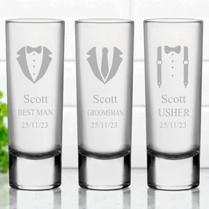 Personalisierte gravierte Hochzeit Designs große Schnapsglas Gläser 2oz Smoking Design - Bild 1 von 6