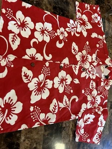 Alii Fashion Hawaiian Camp Shirt Child 8 Too Red Camp Cotton Blue Floral NWOT - Picture 1 of 7