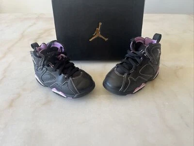 Zapatos Jordan Retro 7 (TD) apenas uva para niños pequeños Foto 1 de 4