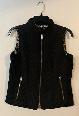 Chaleco para mujer PS Petite pequeño con cremallera por New Directions color negro  Foto 1 de 4