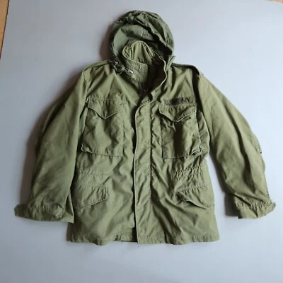 复古钢制拉链 M65 OG107 大衣野战冷夹克小号军用 USGI S 绿军 — 第 1/4 张图片