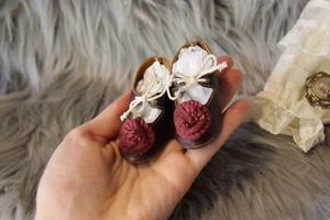 Scarpe in pelle per bambola antica ~ Kestner Jumeau Bru Jne ~ 2 5/8" (65 mm) #239 Dolantik - Foto 1 di 9