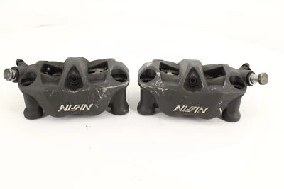 Juego de pinzas de freno delanteras derecha izquierda TRIUMPH DAYTONA 675 ABS 2013 T2021230 Foto 1 de 4