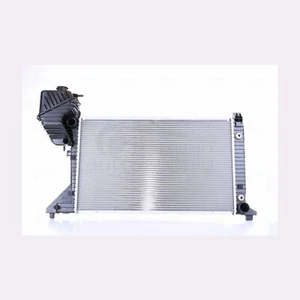Nissens Radiator Front 62597A 9015003800 for Dodge Freightliner - Picture 1 of 6