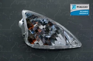 FRECCIA ANTERIORE DX. TRASPARENTE PIAGGIO LIBERTY 4T EURO3 150 2008-2008 M38700 - Foto 1 di 1