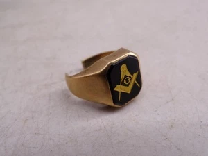 Vintage Freemason Masonic Mason 10K Solid Yellow Gold Men's Cocktail Ring 5.7g - Picture 1 of 4