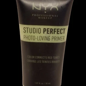 NYX Studio Perfect Photo Loving Primer SPP02 GREEN Color Corrects Red Skin Tones - Picture 1 of 24