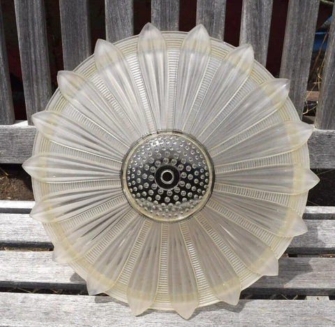 VINTAGE ART DECO 1930's FROSTED GLASS SUNFLOWER CEILING LIGHT FIXTURE SHADE 14" Cover