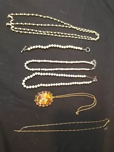 Lote de Joyas de Perlas - Disfraz Mixto y Perlas, Vintage y Varios Cajones - Imagen 1 de 4