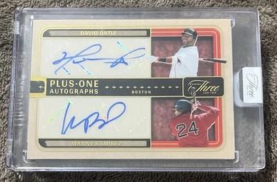 David Ortiz & Manny Ramírez - 2025 Panini Three & Two Plus One - Automático /49 Foto 1 de 2