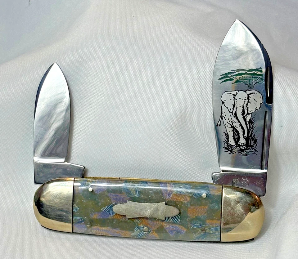 Cuchillo Marca Bulldog Prototipo Pez Sol Puntera de Elefante 2 Hoja Plegable Foto 1 de 4