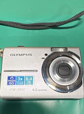 Olympus Digital Camera FE-190 6.0MP Silver - Image 1 of 4