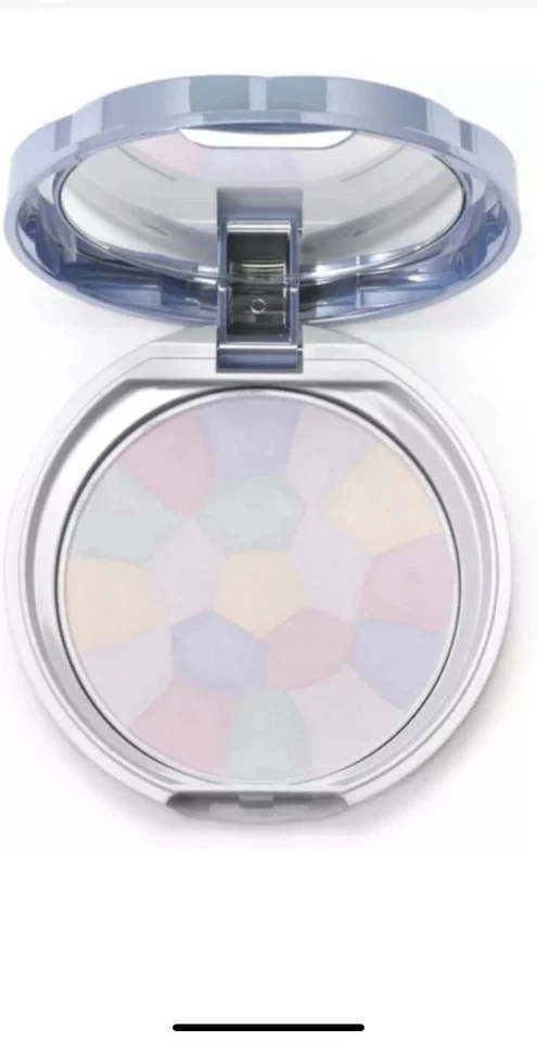 CANMAKE Illuminating Finish Powder Abloom 01 Hydrangea Garden 6,5g Gesichtspuder - Bild 1 von 4