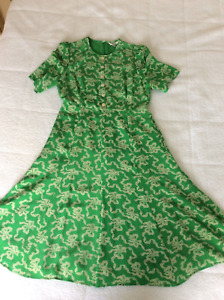 L.K.Bennett 100% Silk green dress size 14 immaculate and pristine condition