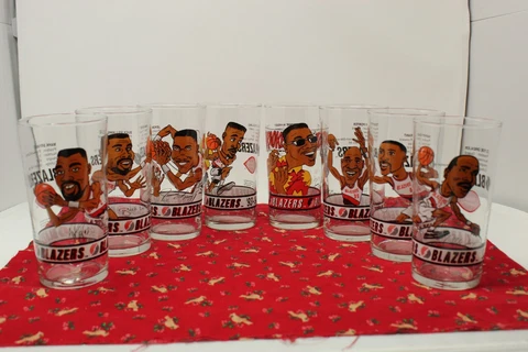 Dairy Queen vintage drinking glasses Blazers 1993-1994 set of 8 Cover